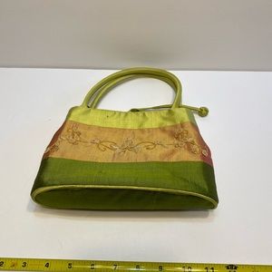 Mini Craft Link 100% Silk Purse - Green Floral Embroidery